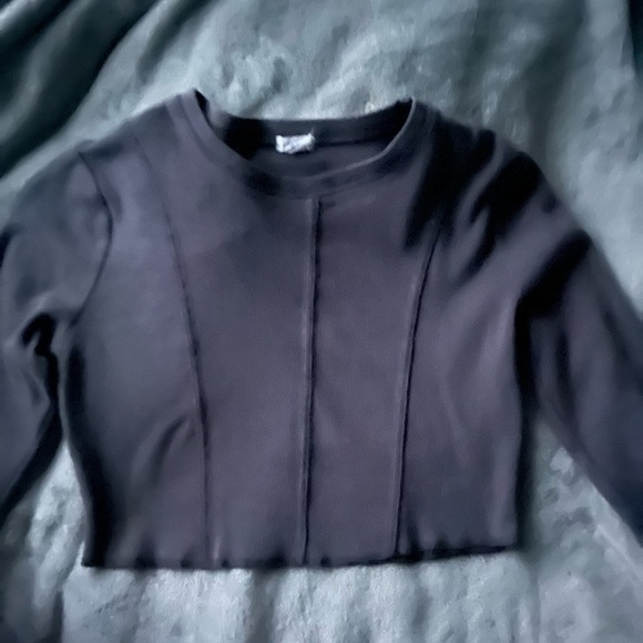 Long Sleeved Tee Bundle - Picture 7 of 7